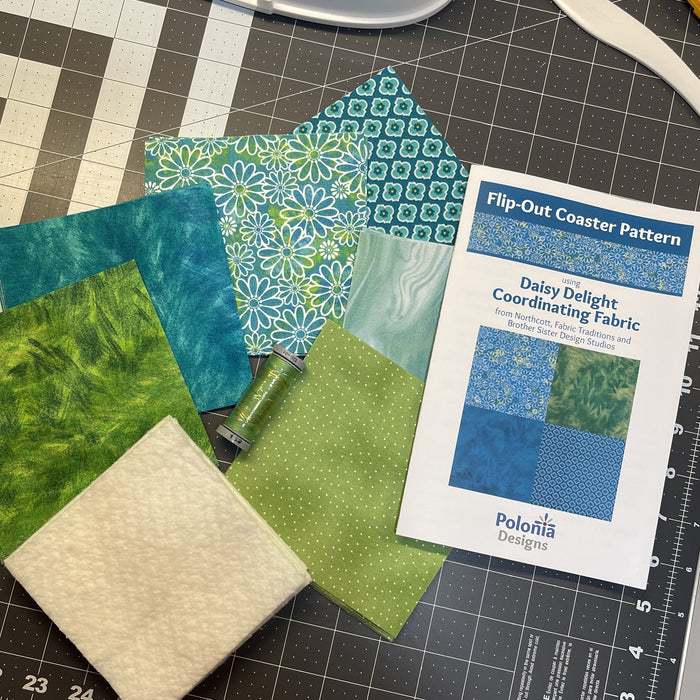 Daisy Delight Flip-Out Quilted 8 Coaster Kit