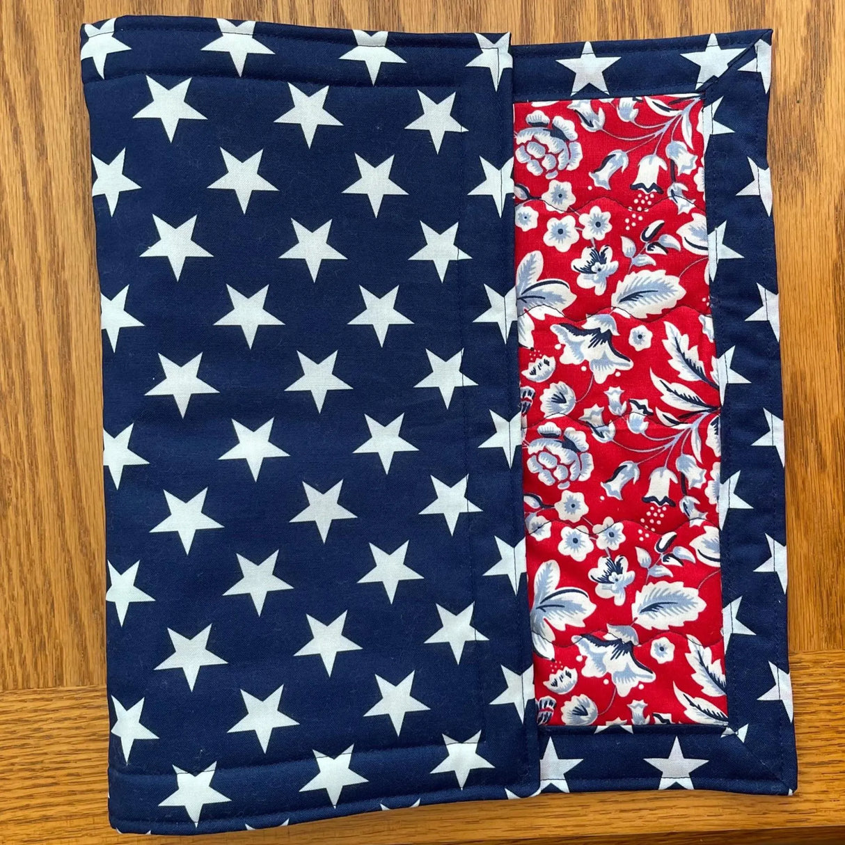 Quilted Panel Self-Binding Placemat Pattern Instant Download - Polonia Designs - Polonia Designs