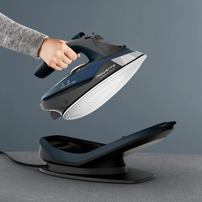 Rowenta Freemove Cordless Steam Iron