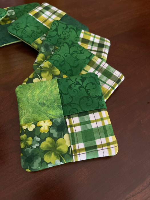 St. Patrick's Day Shamrock Flip-Out Quilted 8 Coaster Kit