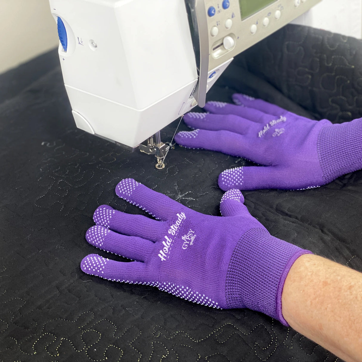 Gypsy Quilter Hold Steady Machine Gloves - One Size - Gypsy Quilter - Polonia Designs